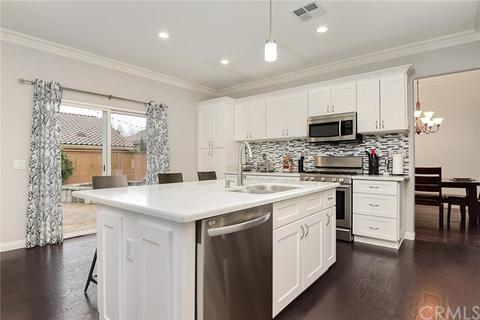 1451 Sagebrush Pl, Beaumont, CA 92223 photo 8