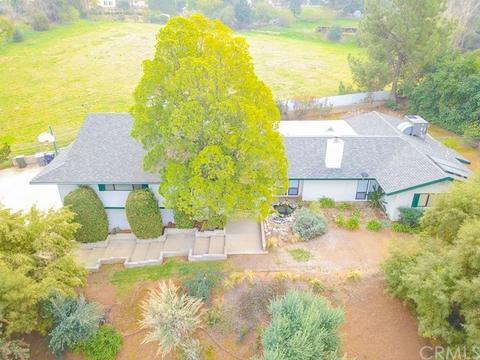 12703 Valley View Ln, Redlands, CA 92373 photo 5