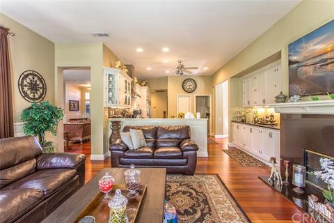 504 Golden West Dr, Redlands, CA 92373 photo 9