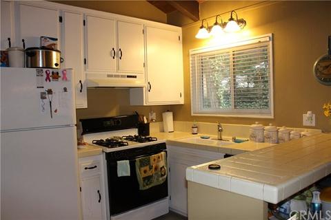 24762 Bernard Dr, Crestline, CA 92325 photo 2