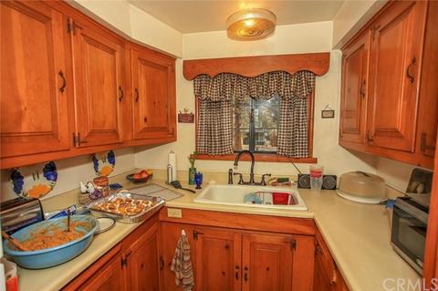 540 Leonard Ln, Sugarloaf, CA 92386 photo 22