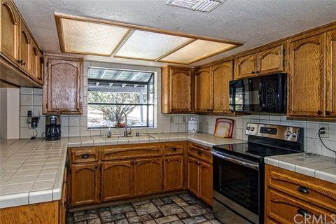 7960 Mono Dr, Hesperia, CA 92345 photo 15