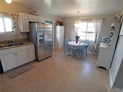 1399 Malachite Ave, Mentone, CA 92359 photo 5