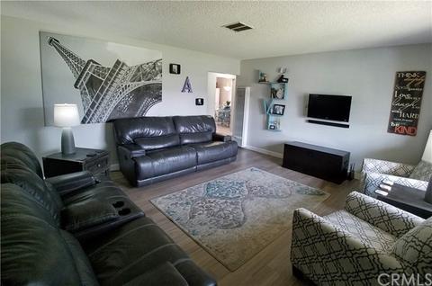 1399 Malachite Ave, Mentone, CA 92359 photo 3