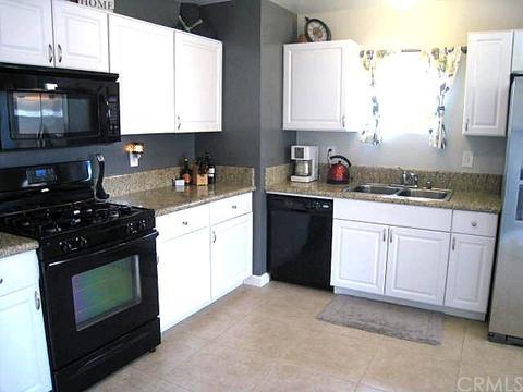 1399 Malachite Ave, Mentone, CA 92359 photo 6