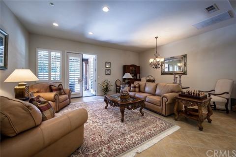 522 Acacia Ct, Redlands, CA 92373 photo 5