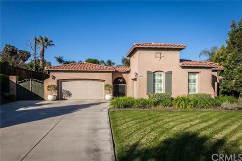 522 Acacia Ct, Redlands, CA 92373 photo 1