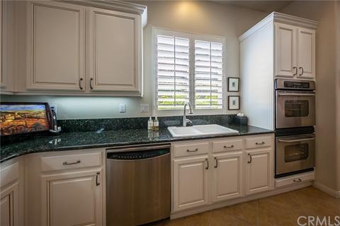 522 Acacia Ct, Redlands, CA 92373 photo 8