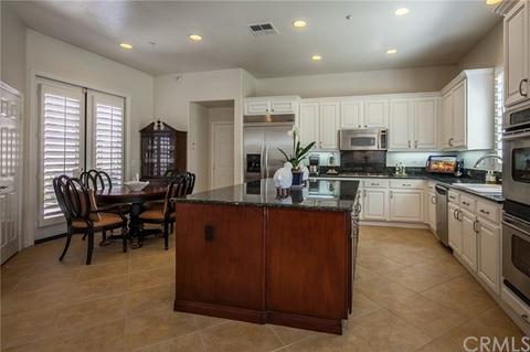 522 Acacia Ct, Redlands, CA 92373 photo 9