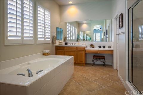 522 Acacia Ct, Redlands, CA 92373 photo 17
