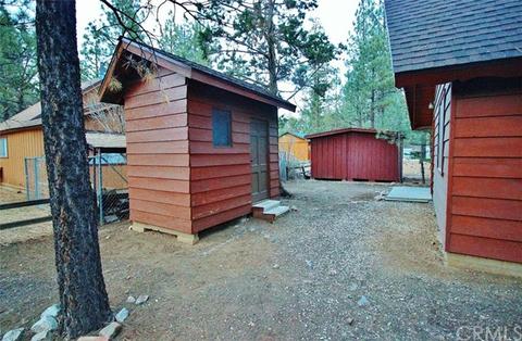 2061 7th Ln, Big Bear City, CA 92314 photo 2