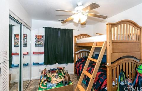 22281 Miramot Rd, Apple Valley, CA 92308 photo 16