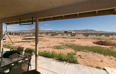 22281 Miramot Rd, Apple Valley, CA 92308 photo 4