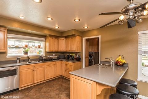 34764 Juniper Ave, Yucaipa, CA 92399 photo 5