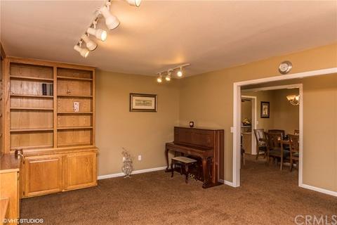34764 Juniper Ave, Yucaipa, CA 92399 photo 14