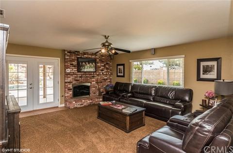 34764 Juniper Ave, Yucaipa, CA 92399 photo 8