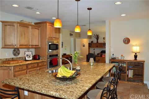 10404 Fremont St, Yucaipa, CA 92399 photo 20