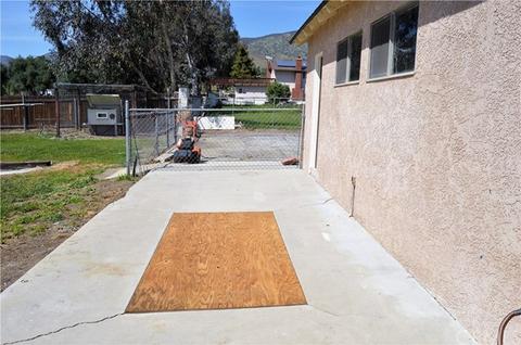 10404 Fremont St, Yucaipa, CA 92399 photo 71