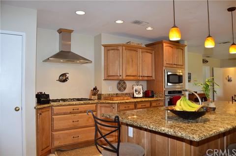 10404 Fremont St, Yucaipa, CA 92399 photo 19