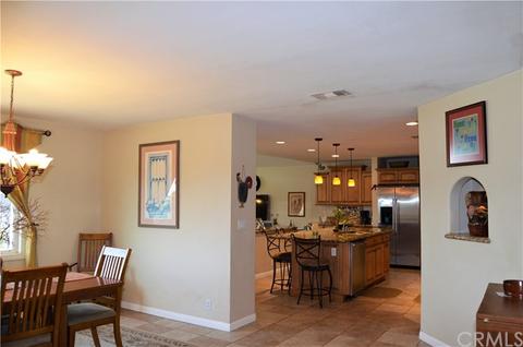 10404 Fremont St, Yucaipa, CA 92399 photo 12