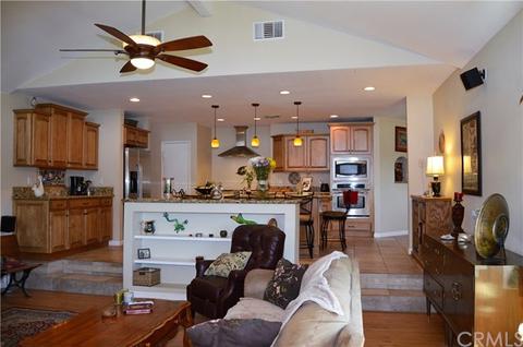 10404 Fremont St, Yucaipa, CA 92399 photo 30