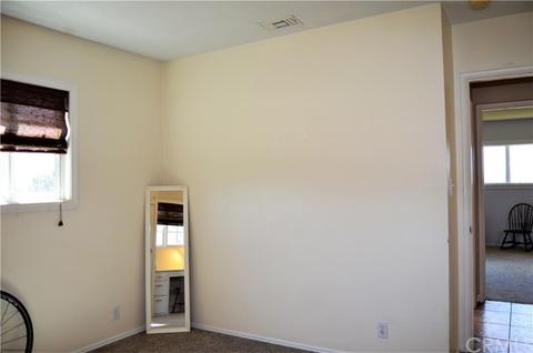 10404 Fremont St, Yucaipa, CA 92399 photo 40