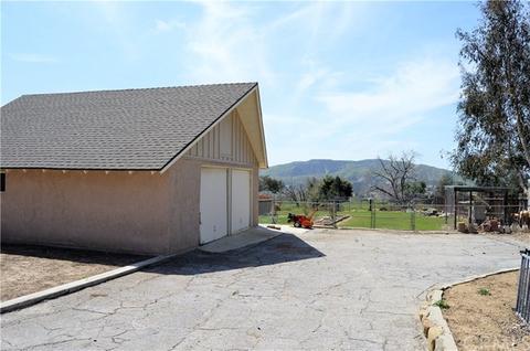 10404 Fremont St, Yucaipa, CA 92399 photo 66