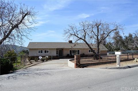 10404 Fremont St, Yucaipa, CA 92399 photo 1