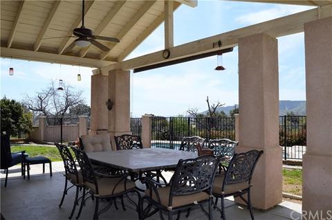 10404 Fremont St, Yucaipa, CA 92399 photo 59