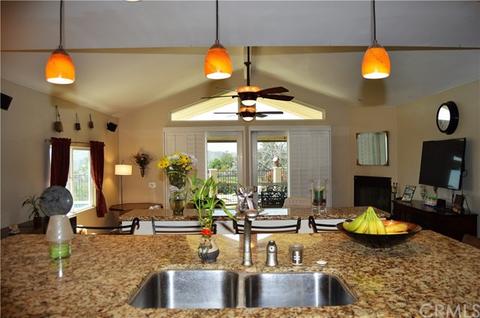 10404 Fremont St, Yucaipa, CA 92399 photo 23