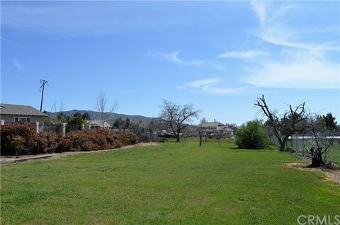 10404 Fremont St, Yucaipa, CA 92399 photo 61