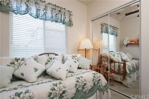 36271 Cherrywood Dr, Yucaipa, CA 92399 photo 14