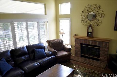 1089 Raynor St, Colton, CA 92324 photo 9