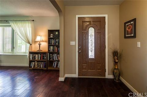 36074 Leah Ln, Yucaipa, CA 92399 photo 4