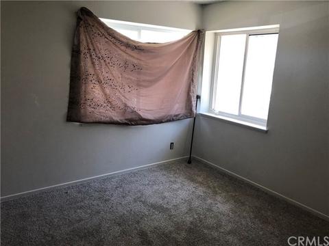 1178 E 27th St, San Bernardino, CA 92404 photo 8