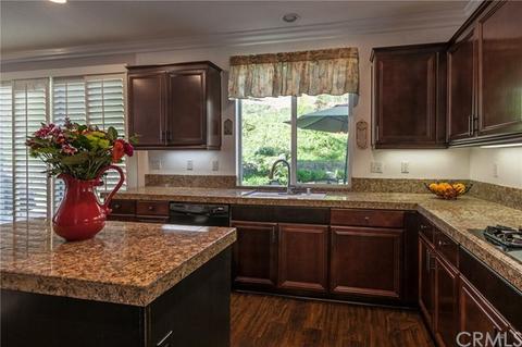29665 Lochinvar Rd, Highland, CA 92346 photo 20