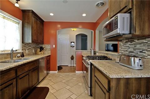 1070 N 2nd St, Colton, CA 92324 photo 8