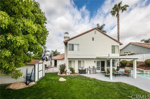 7523 Cram Rd, Highland, CA 92346 photo 14