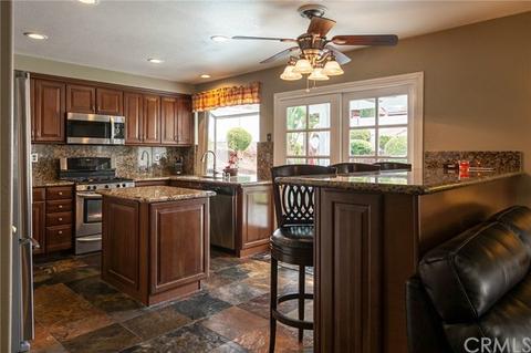 7523 Cram Rd, Highland, CA 92346 photo 4