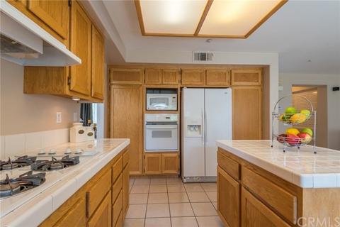 7371 Silkwood Ln, Highland, CA 92346 photo 10