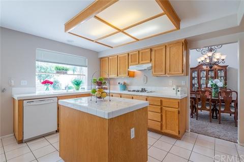 7371 Silkwood Ln, Highland, CA 92346 photo 7