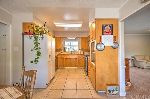 32035 Tennessee St, Yucaipa, CA 92399 photo 15