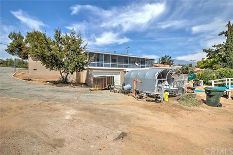 32035 Tennessee St, Yucaipa, CA 92399 photo 28