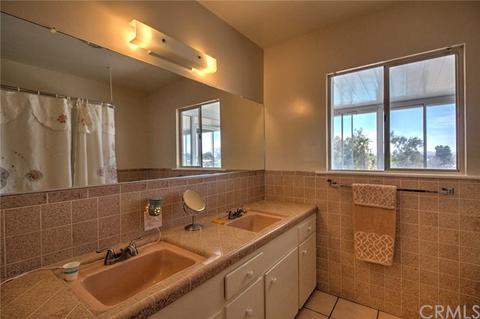 32035 Tennessee St, Yucaipa, CA 92399 photo 13
