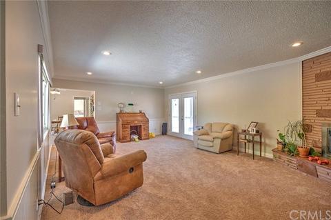 32035 Tennessee St, Yucaipa, CA 92399 photo 3
