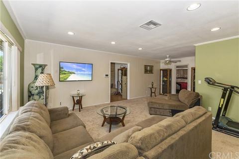 311 E Avenue L, Calimesa, CA 92320 photo 5