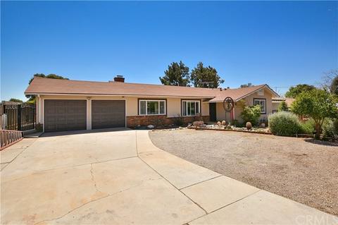 311 E Avenue L, Calimesa, CA 92320 photo 1