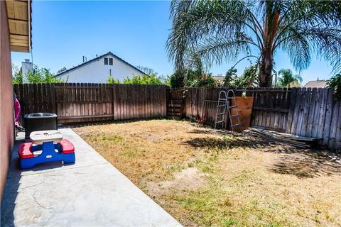 7346 Cunningham St, Highland, CA 92346 photo 13