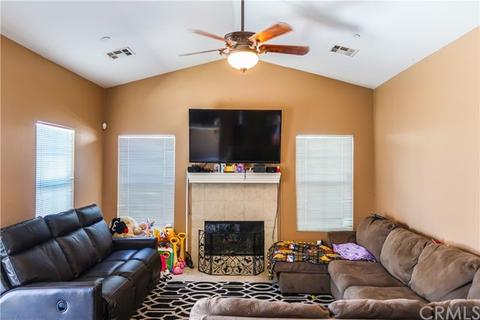 7346 Cunningham St, Highland, CA 92346 photo 2