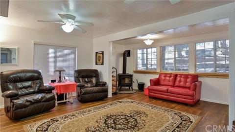 980 Oak Dr, Crestline, CA 92325 photo 10